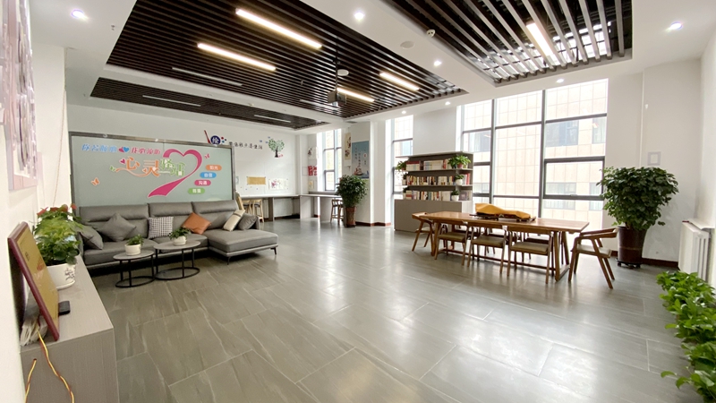 151671097477292405.jpeg 母嬰關愛室.jpeg