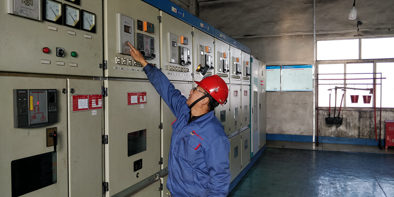 171671264921375054.png 劉小龍_副本.png