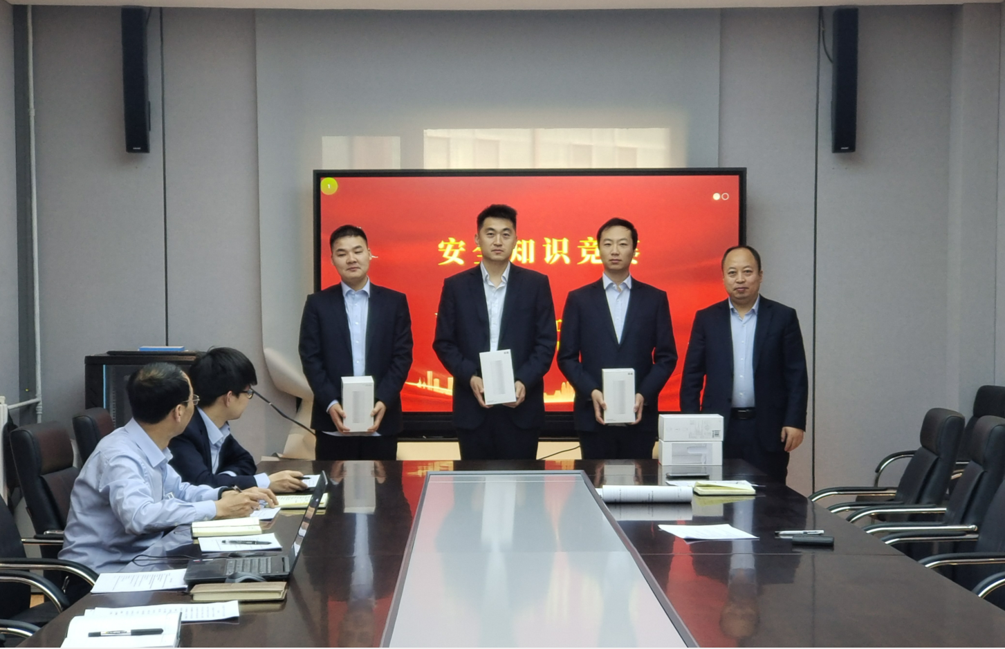 111681175585224286.png 111681175585224286.png