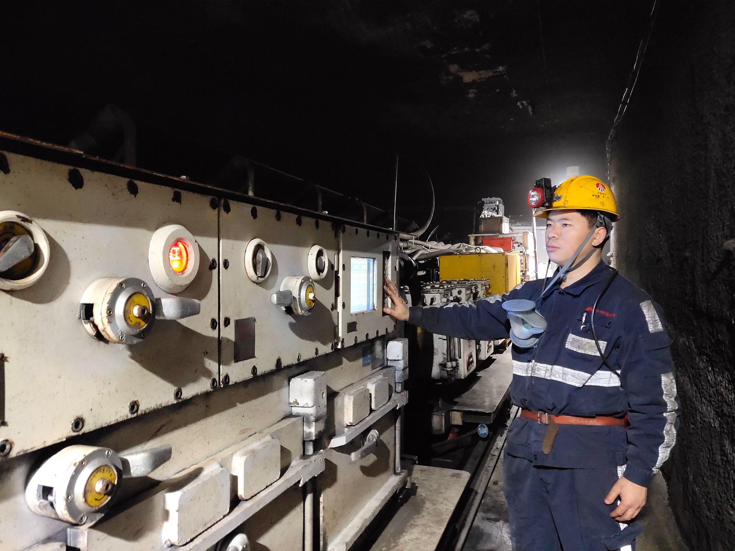 241698136235428102.jpeg 張海龍.jpg