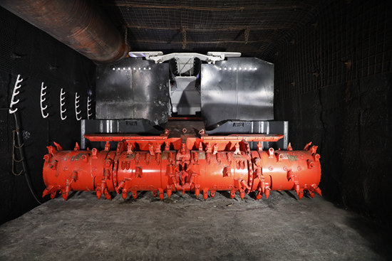 261724643361298907.jpeg 掘錨設備.jpg