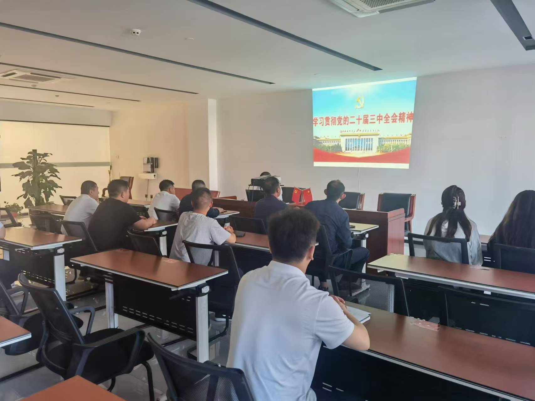 141726282349365335.jpeg 雷.jpg