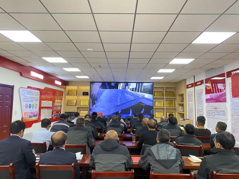 241729761566419717.jpeg 安全警示教育.jpg