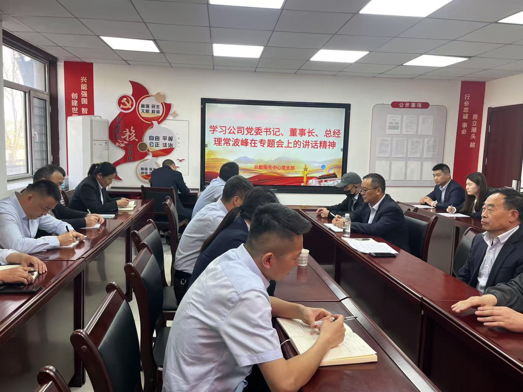 161744768288253025.jpeg 8562cda0383a50eca83b0c9005d00117.jpg