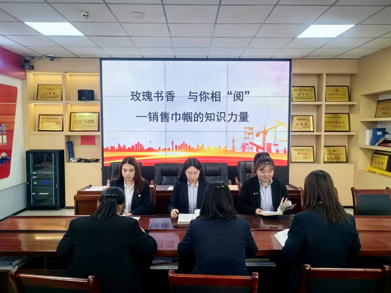 231745375481993767.jpeg 女工閱讀1.jpg