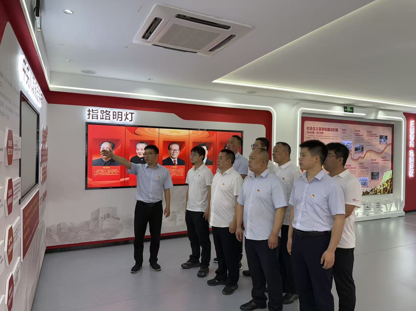 061749174403469838.jpeg 33f0cde9e52a5fd6658186bd78eb00cd.jpg