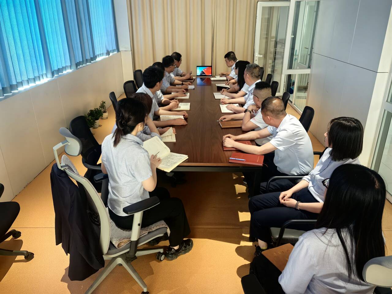 121752310162651365.jpeg 778177efee85d0ca09bc7830190c90b0_720.jpg